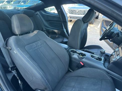 Used 2021 Ford Mustang Coupe RWD image 20