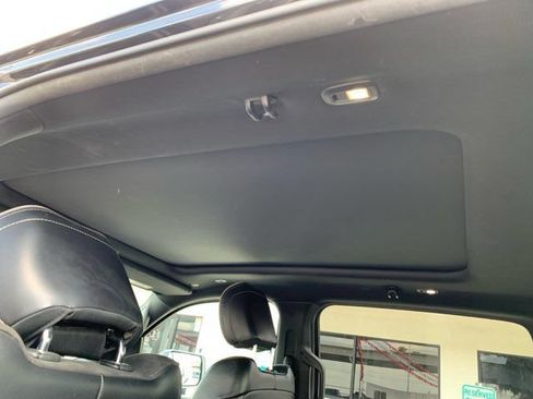 Used 2019 RAM 1500 Laramie AWD/4WD image 39