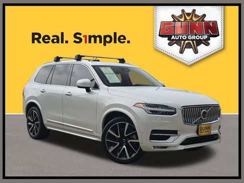 Used 2023 Volvo XC90 B6 Plus image 1