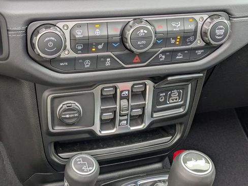 New 2026 Jeep Wrangler Sahara image 21