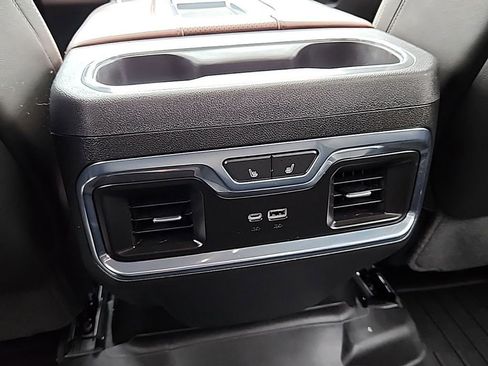 Used 2022 GMC Sierra 1500 Denali Ultimate image 23