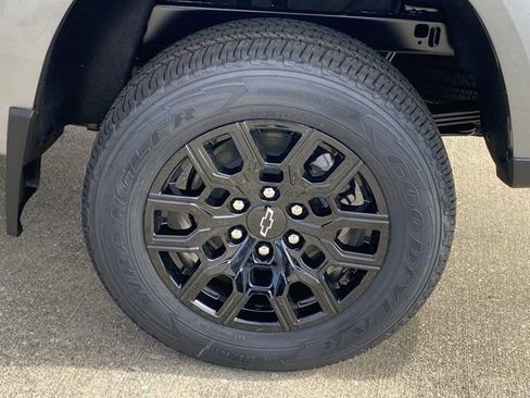 New 2026 Chevrolet Colorado W/T w/ WT Custom Package image 20