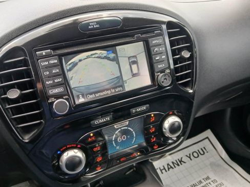 Used 2017 Nissan Juke SL FWD image 13
