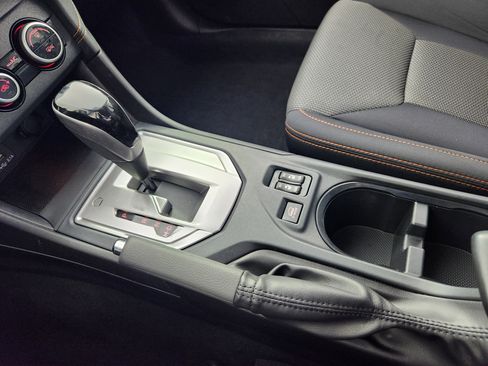 Used 2023 Subaru Crosstrek 2.0i Premium image 25