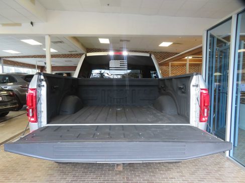 Used 2017 Ford F150 Lariat w/ Equipment Group 502A Luxury image 51