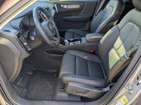 New 2026 Volvo XC40 B5 Plus w/ Protection Package Premier image 26