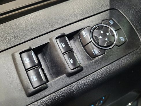 Used 2015 Ford F150 Lariat w/ Equipment Group 501A Mid AWD/4WD image 27