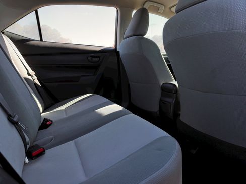 Used 2017 Toyota Corolla L image 28