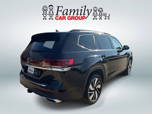 New 2026 Volkswagen Atlas SE FWD image 3