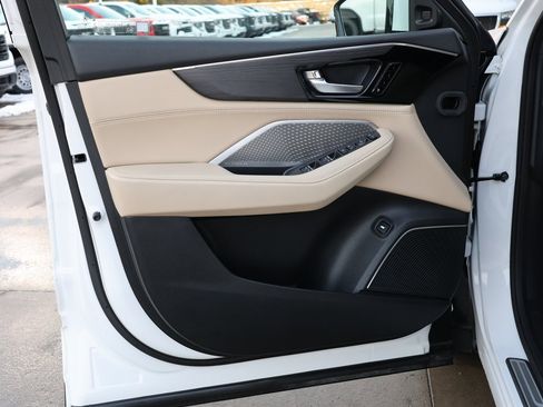 Used 2023 Acura MDX Advance image 10