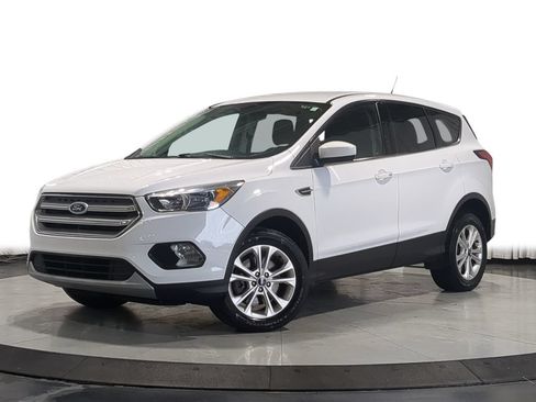 Used 2019 Ford Escape SE AWD/4WD image 1