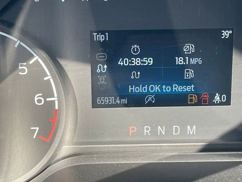 Used 2023 Ford F150 XLT image 3