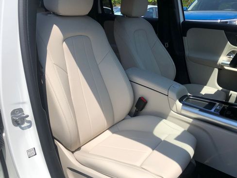 New 2025 Mercedes-Benz GLA 250 4MATIC image 31