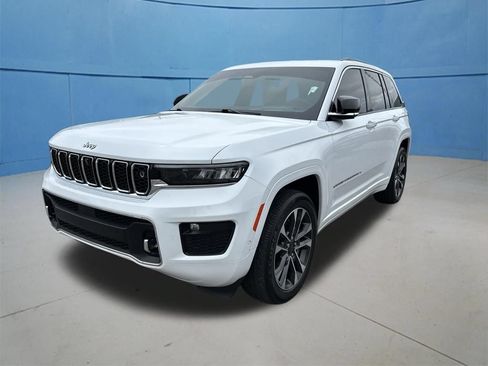 Used 2022 Jeep Grand Cherokee Overland w/ Adv Protech Group III AWD/4WD image 5