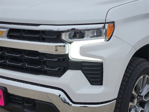 New 2026 Chevrolet Silverado 1500 LT image 5