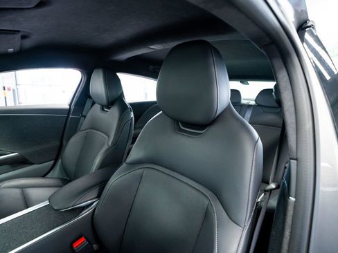 Used 2024 Lucid Air Pure RWD image 32