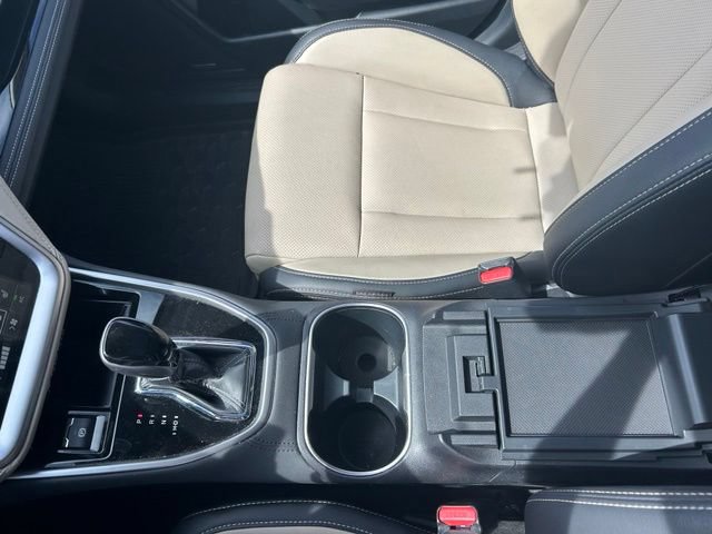 Used 2024 Subaru Outback Limited AWD/4WD image 19