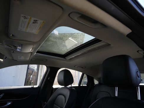 Used 2018 Mercedes-Benz GLC 300 4MATIC Coupe image 17