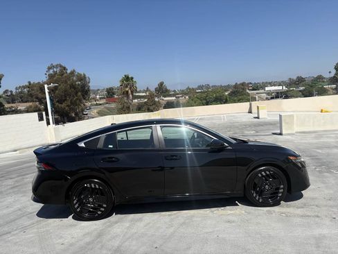 Used 2026 Nissan Sentra SR w/ Floor Mat Package FWD image 39