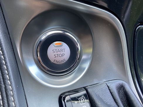 Used 2018 Nissan Maxima Platinum FWD image 28