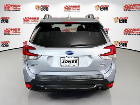 Used 2020 Subaru Forester Premium AWD/4WD image 15