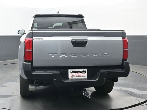 Used 2026 Toyota Tacoma SR w/ SR Upgrade Package image 17