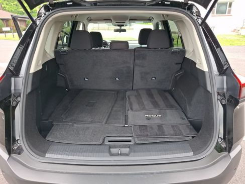 Used 2023 Nissan Rogue S AWD/4WD image 29