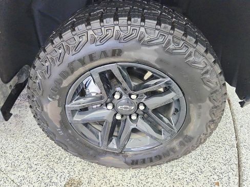 Used 2026 Chevrolet Silverado 1500 Custom Trail Boss AWD/4WD image 13