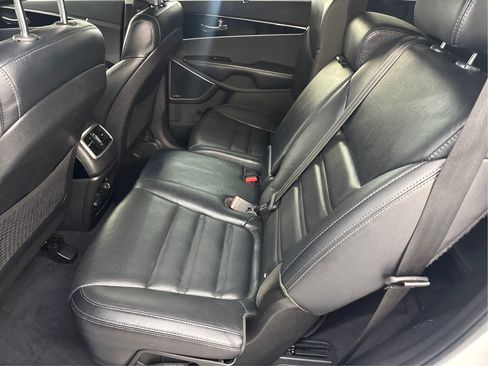 Used 2017 Kia Sorento SX AWD/4WD image 14