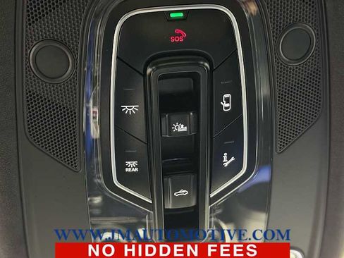 Used 2020 Bentley Bentayga Design Series image 36