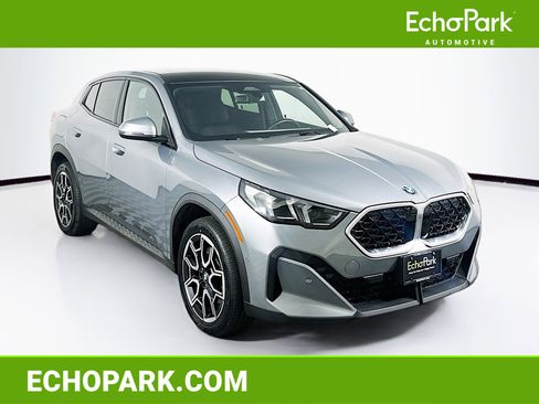 Used 2025 BMW X2 xDrive28i image 1