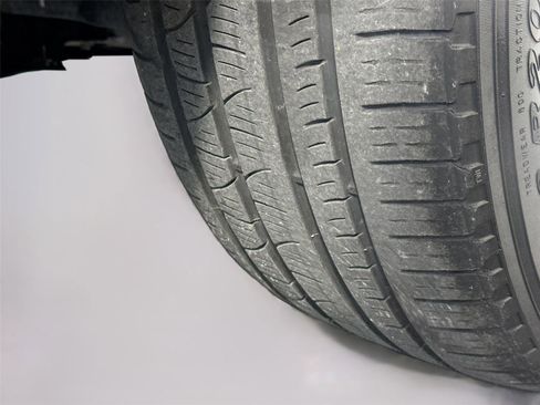 Used 2022 Jeep Grand Cherokee Summit w/ Luxury Tech Group V image 41