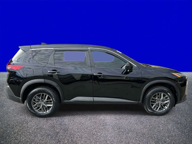 Used 2021 Nissan Rogue S FWD image 2
