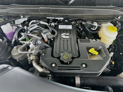 New 2025 RAM 2500 Laramie image 18
