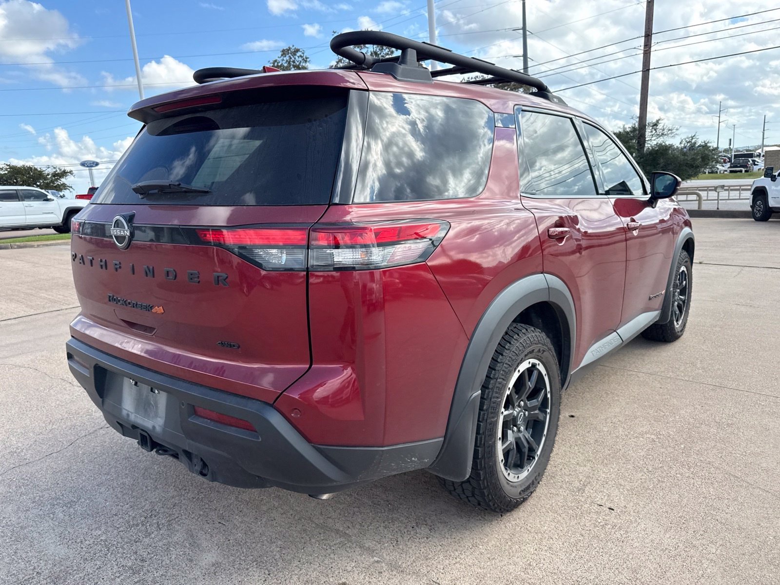 Used 2023 Nissan Pathfinder Rock Creek AWD/4WD image 8
