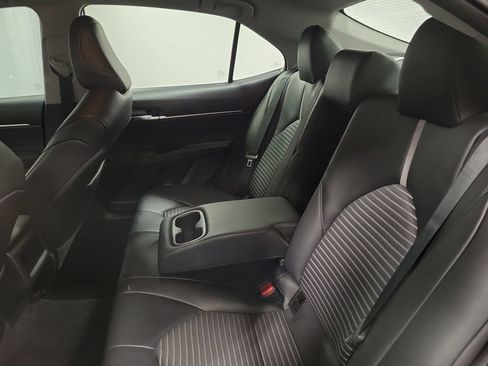 Used 2021 Toyota Camry SE FWD image 20