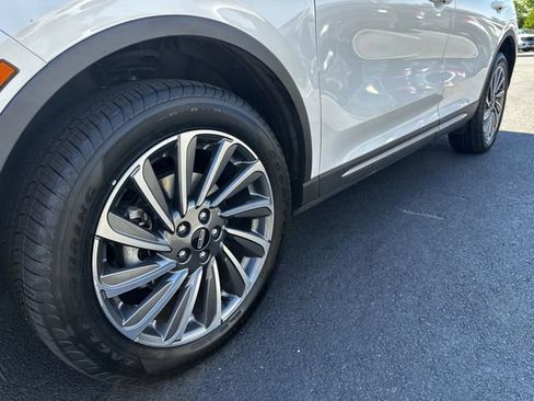 Certified 2023 Lincoln Corsair Reserve w/ Equipment Group 201A AWD/4WD image 12