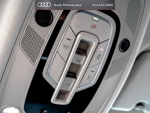 Used 2023 Audi Q8 Premium Plus AWD/4WD image 28