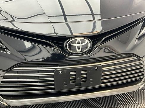 Used 2023 Toyota Camry LE FWD image 9
