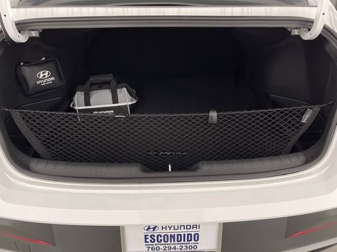 New 2025 Hyundai Elantra SEL image 10