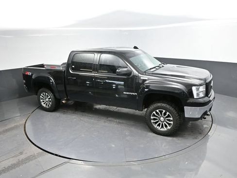 Used 2010 GMC Sierra 1500 SLT w/ All-Terrain Package AWD/4WD image 35
