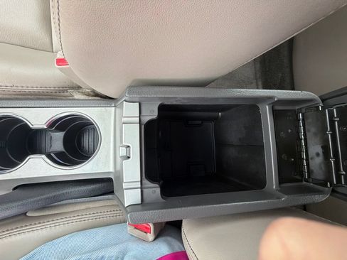 Used 2011 Ford Fusion SEL FWD image 23