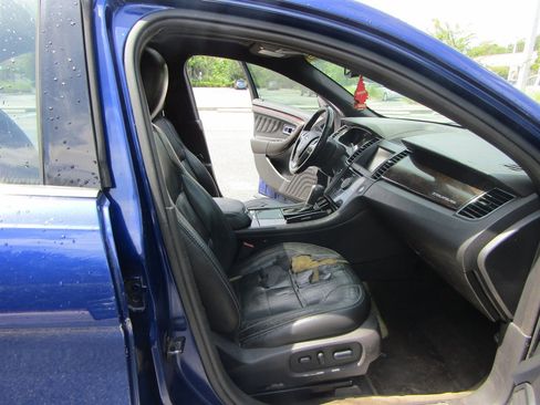 Used 2013 Ford Taurus Limited image 13