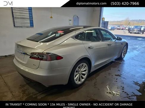 Used 2017 Tesla Model S 75 image 4