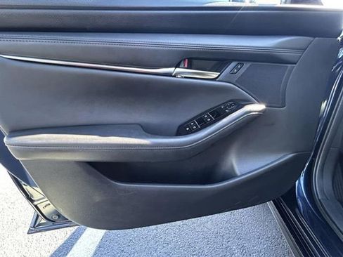 Used 2024 MAZDA MAZDA3 s image 22