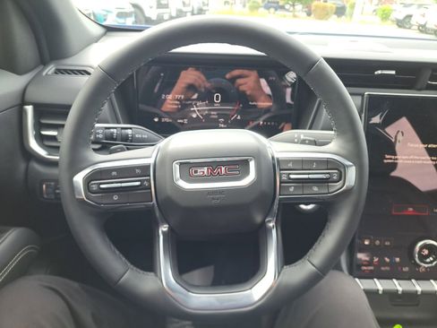 New 2026 GMC Terrain Elevation w/ Elevation Premium Package image 39