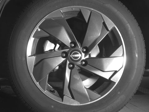 Used 2025 Nissan Rogue SV AWD/4WD image 12