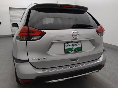 Used 2017 Nissan Rogue SL w/ SL Premium Package FWD image 6