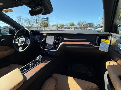 New 2026 Volvo V60 B5 Cross Country Ultra w/ Protection Package Premier image 10