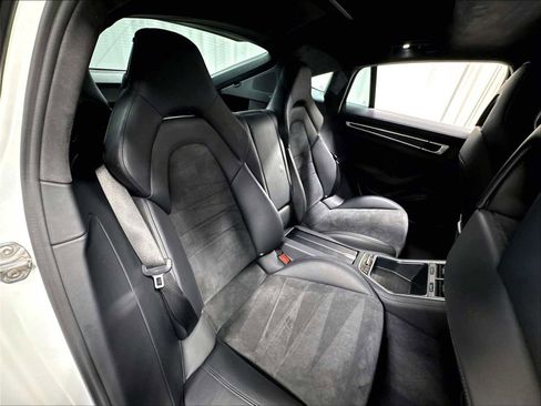 Used 2022 Porsche Panamera GTS AWD/4WD image 30